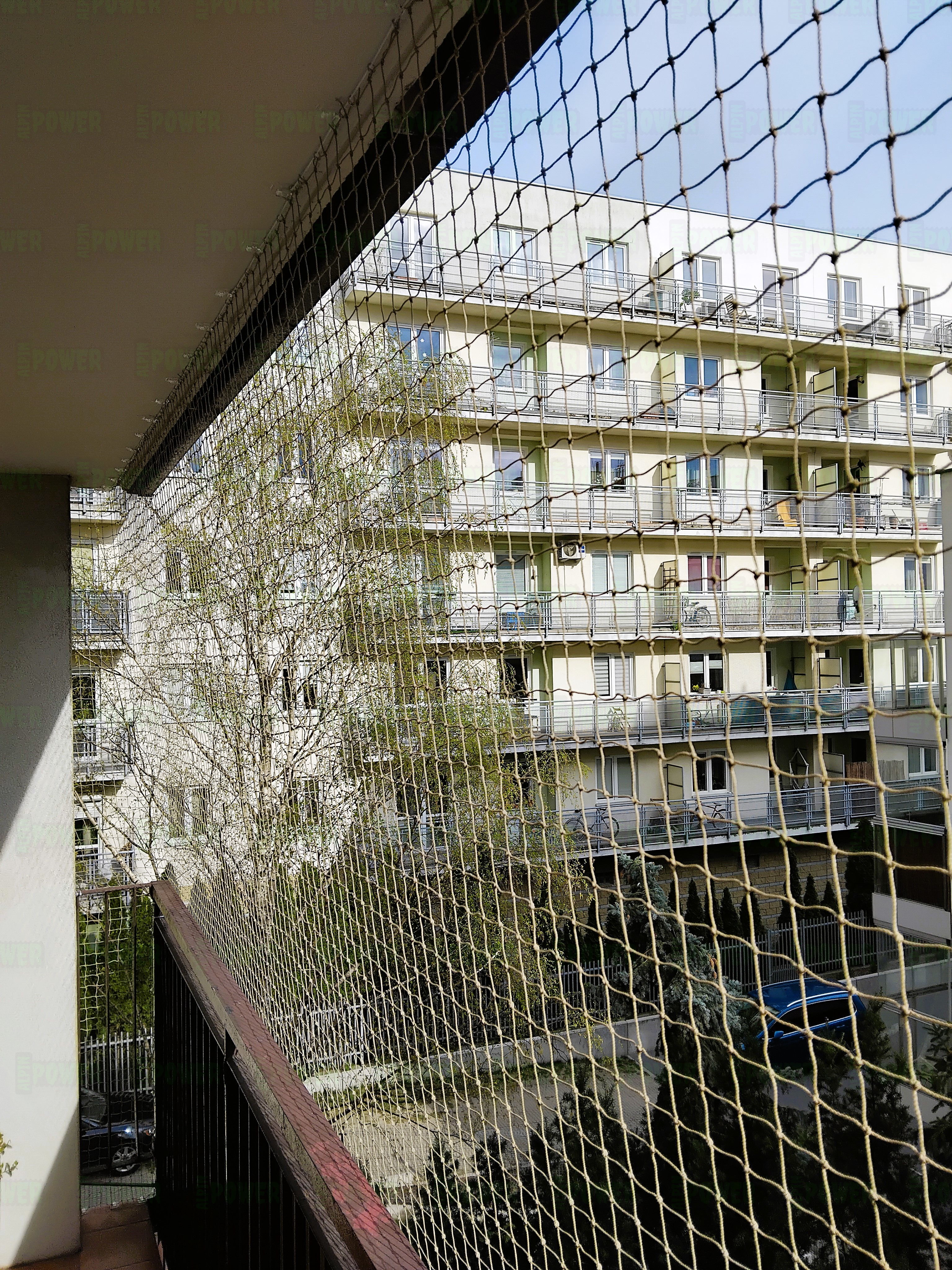 Siatka wzmocniona ochronna dla kota bezinwazyjny montaż Warszawa