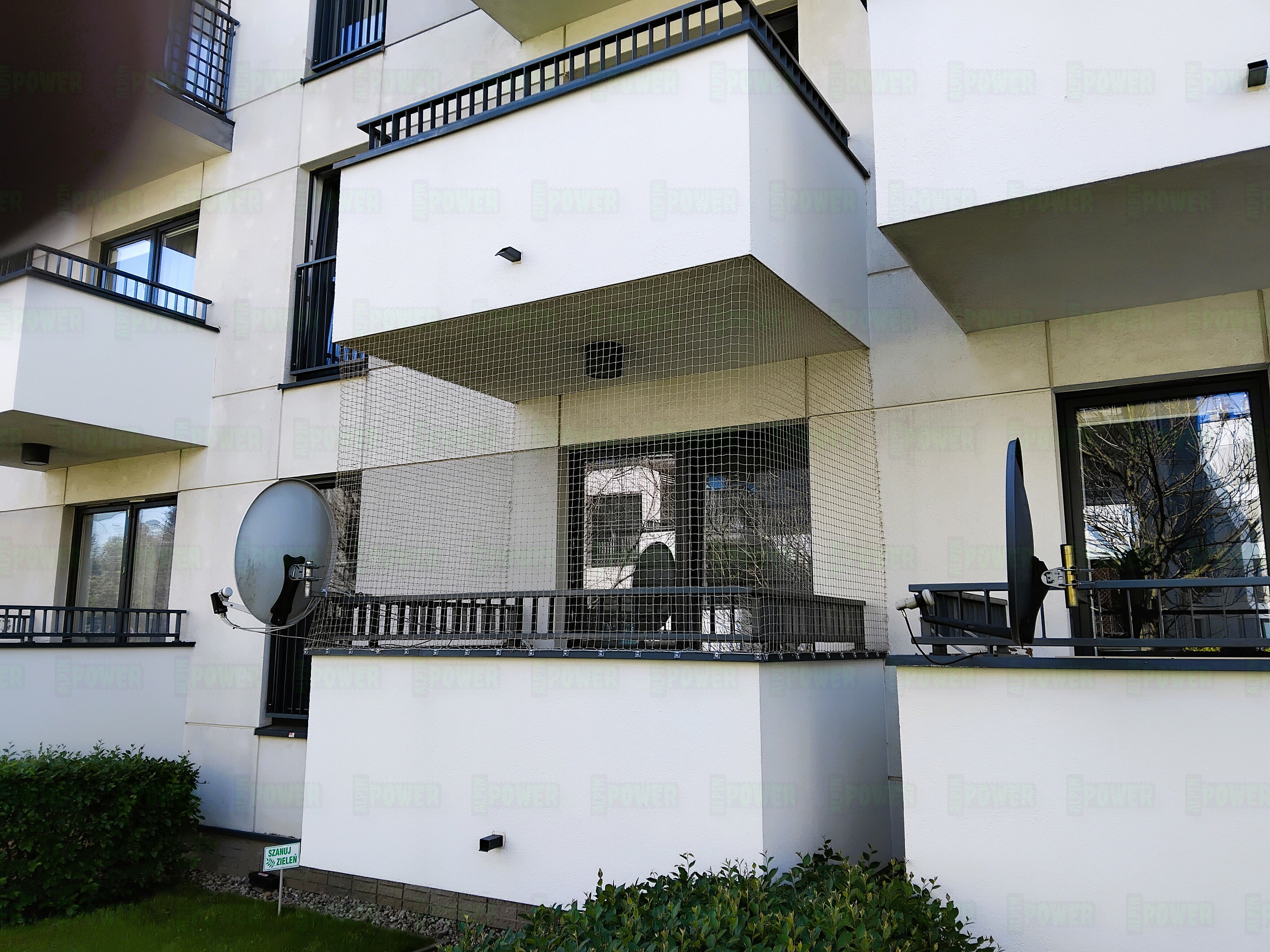 Siatka dla kotów na balkon bez wiercenia Warszawa