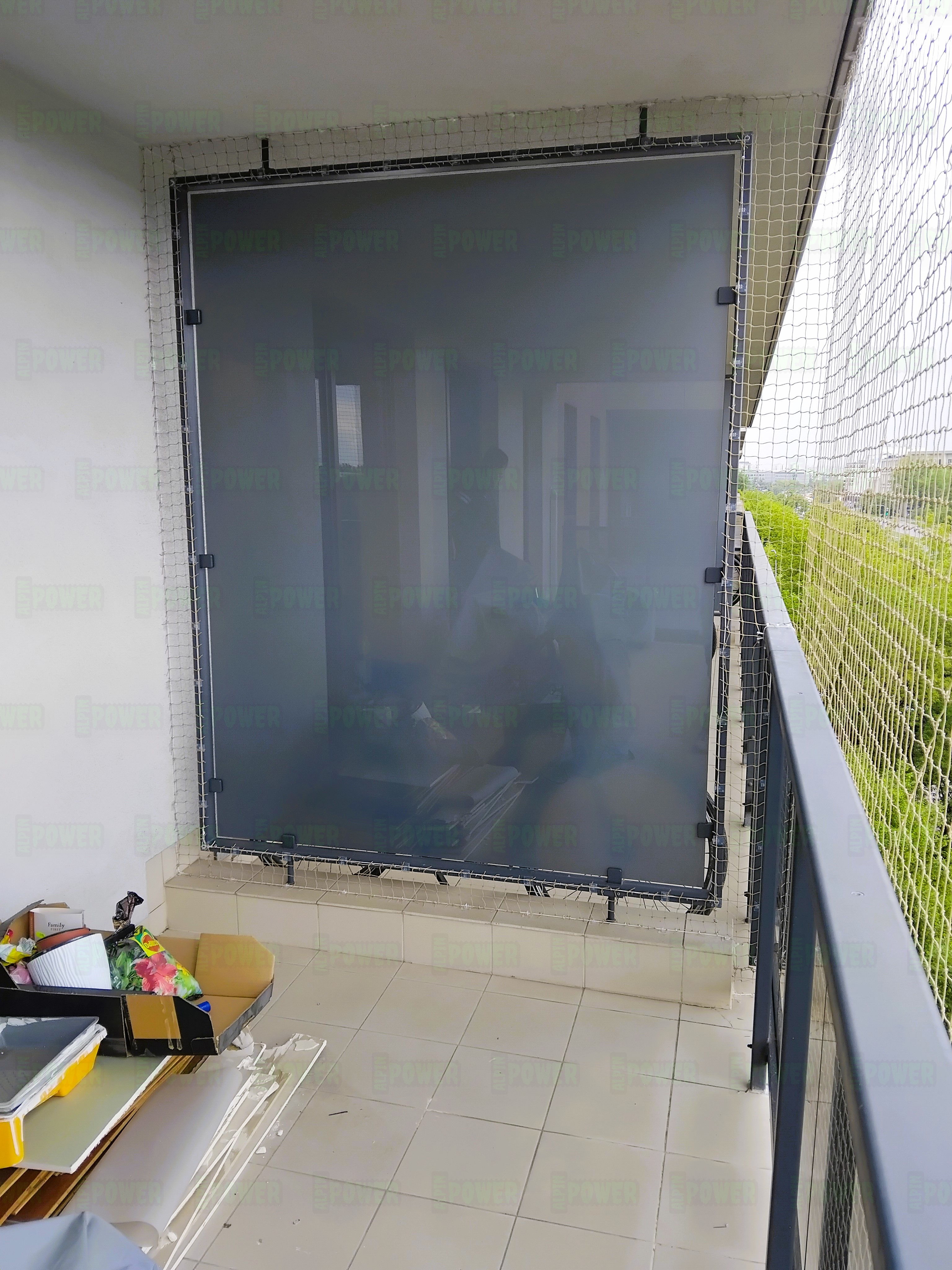  Siatka ochronna na balkon dla kotów bez wiercenia