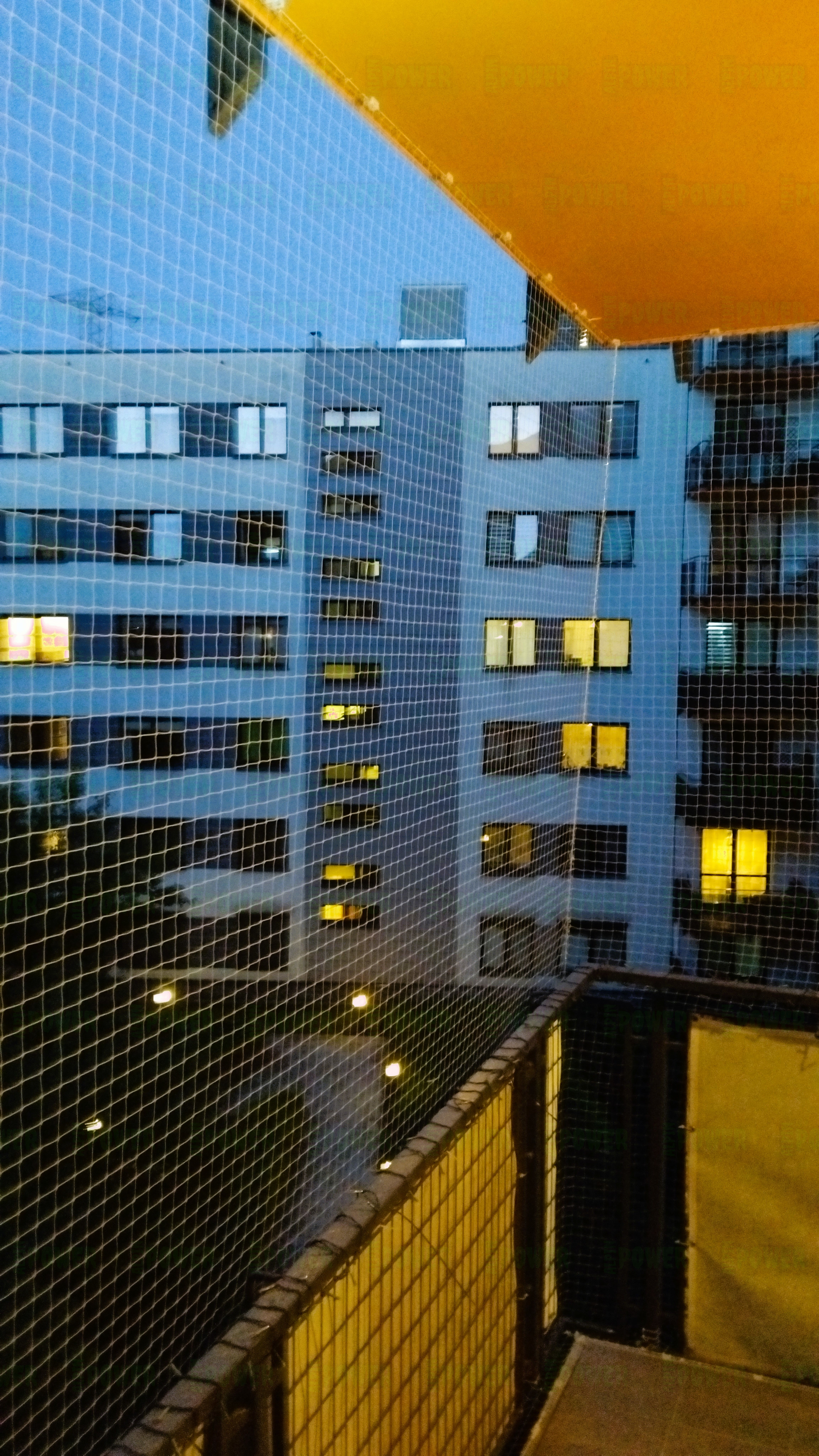  Siatka ochronna na balkon dla kota montaż Warszawa