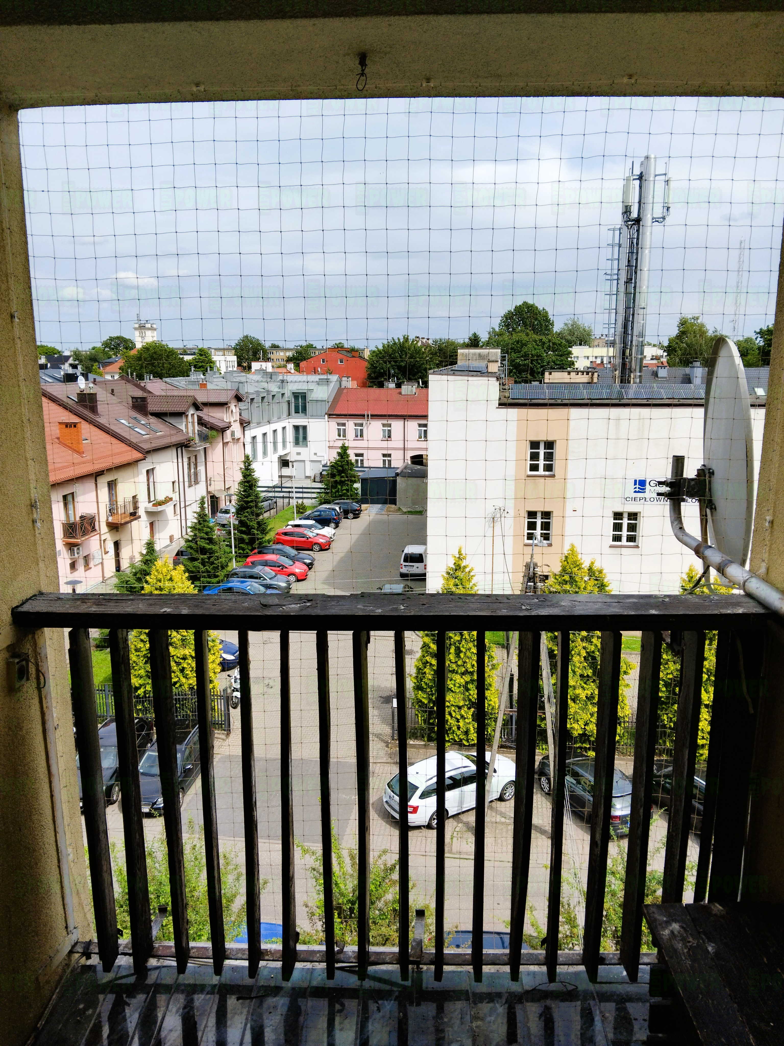  Siatka ochronna na balkon przeciw gołębiom