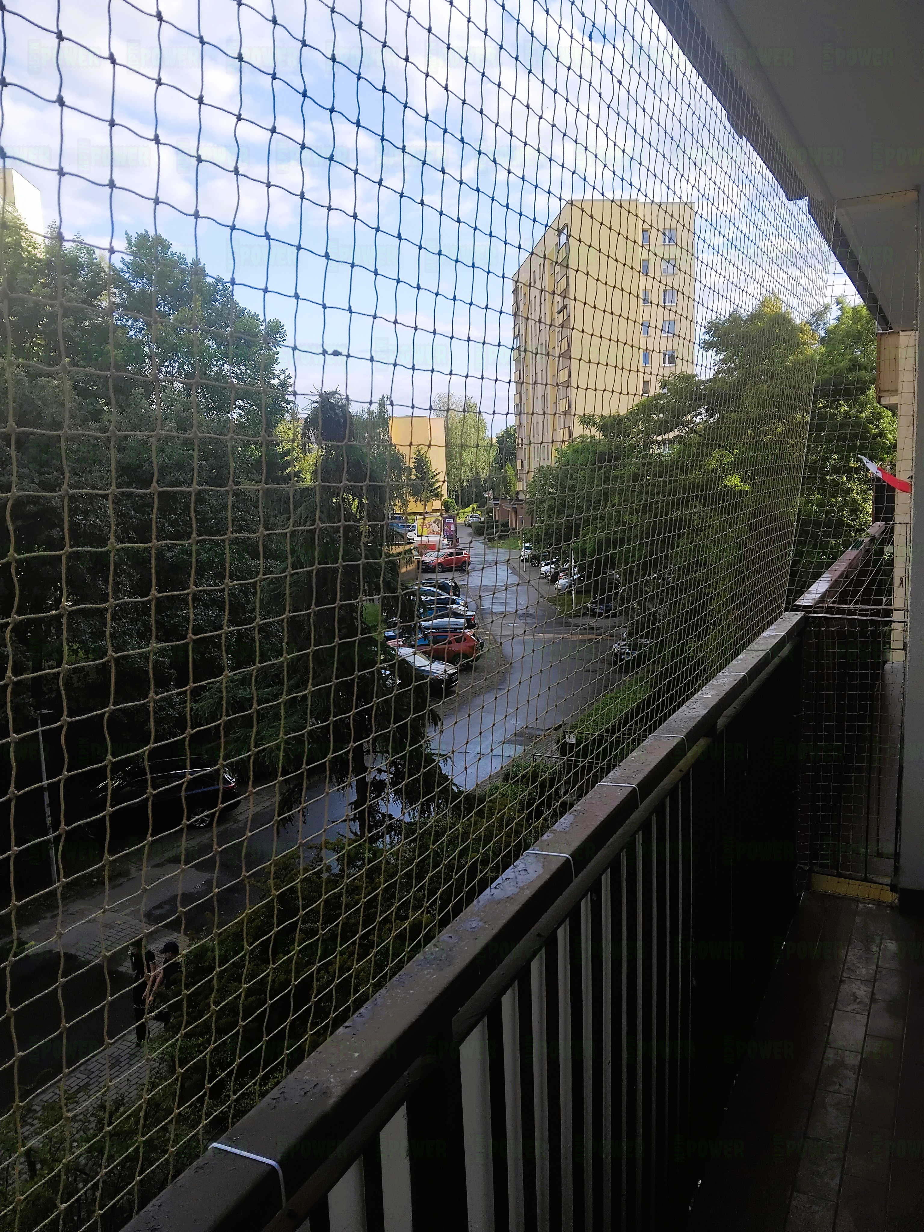  Siatka ochronna na balkon dla kota