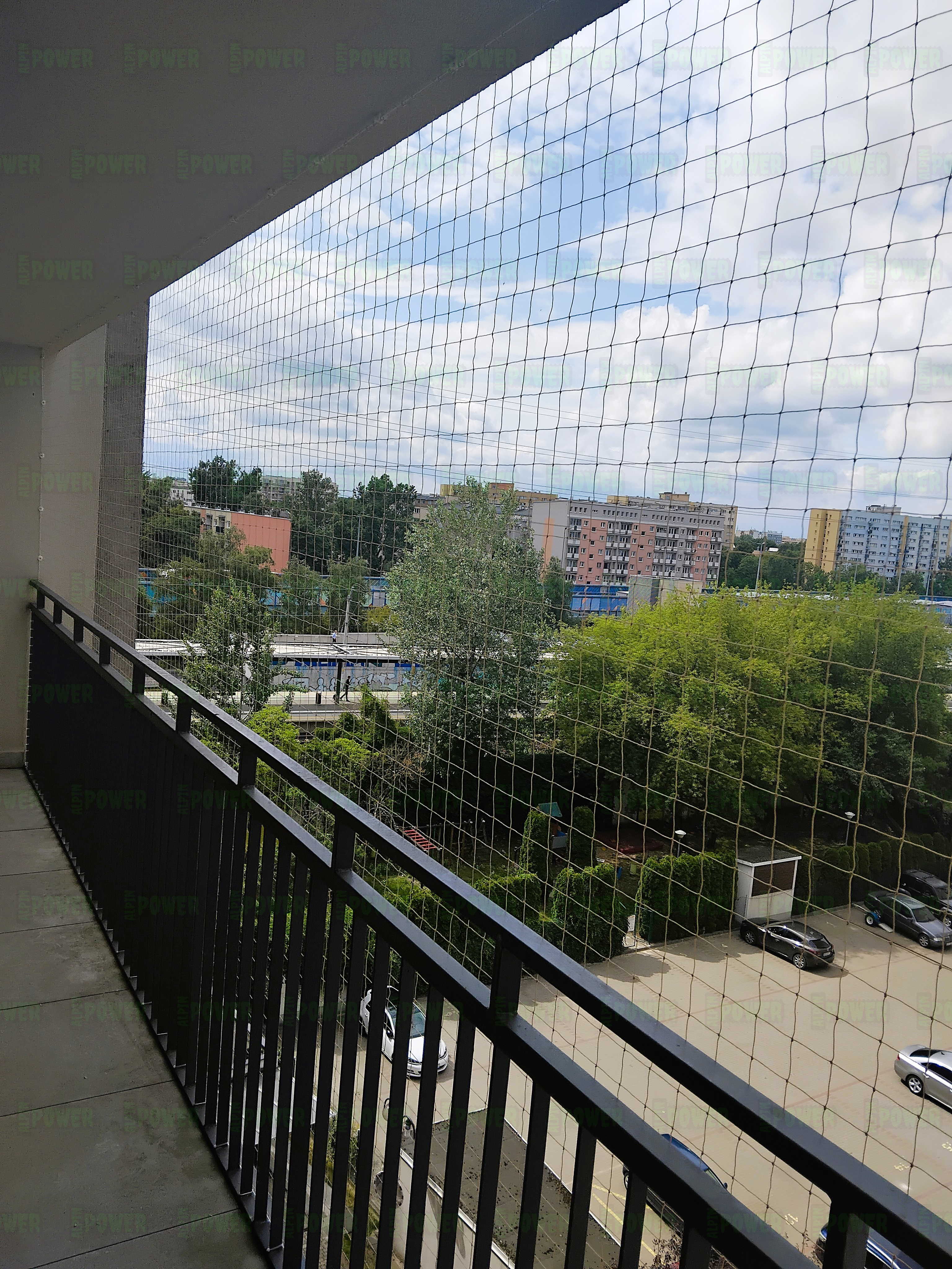  Siatka dla kota na balkon montaż