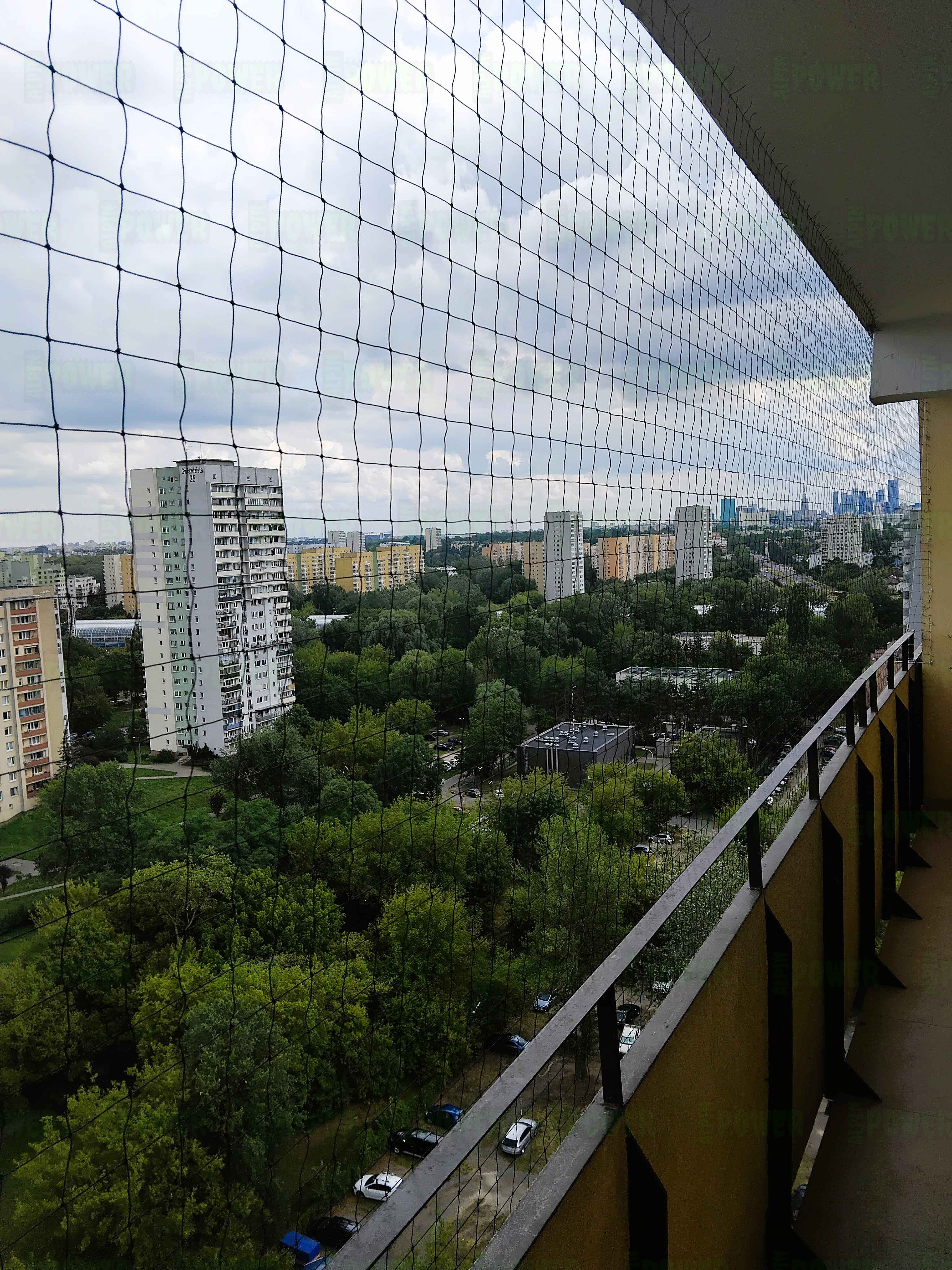  Siatka ochronna na balkon dla kota
